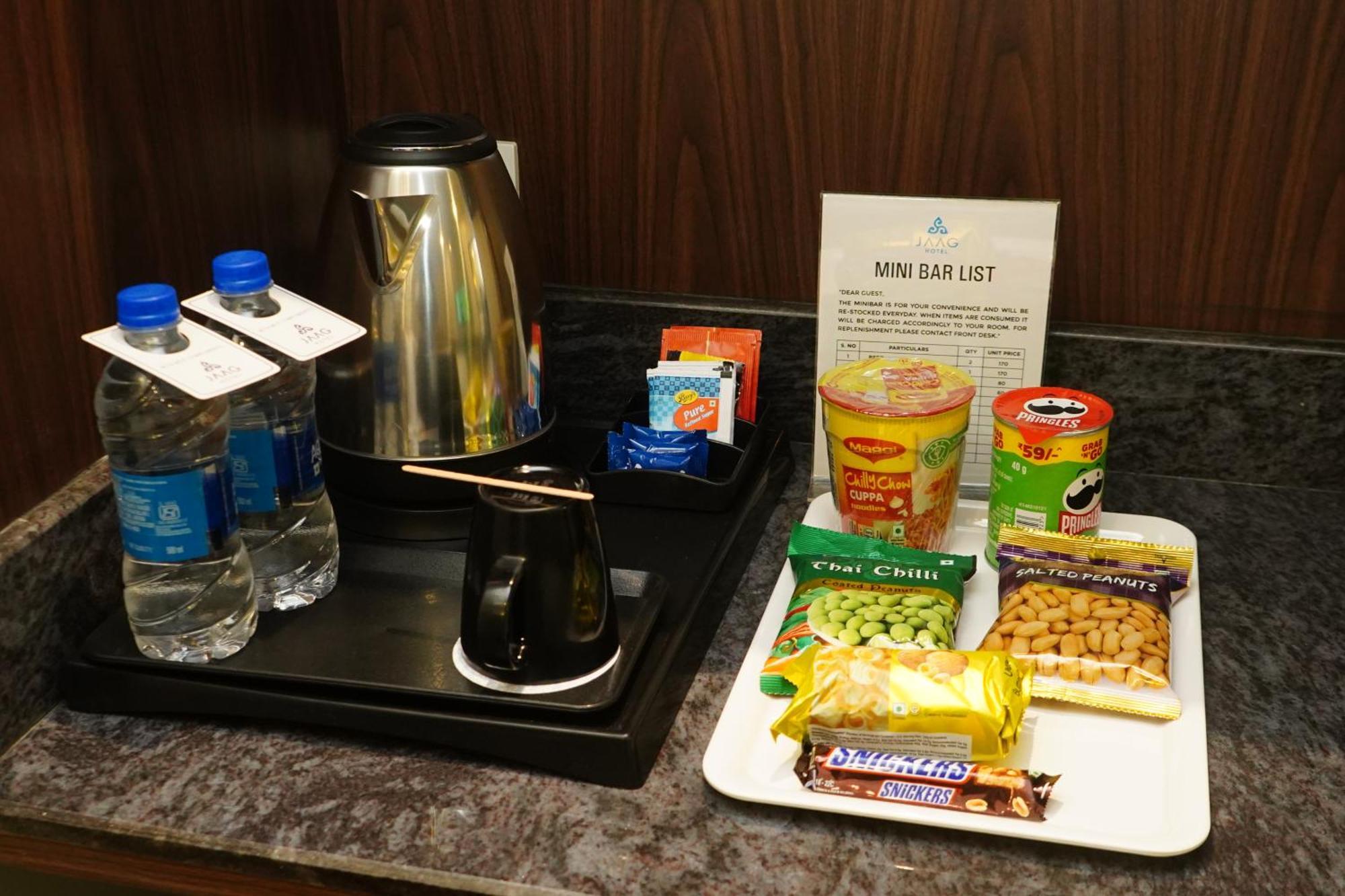Jaag Hotel Chennai Extérieur photo